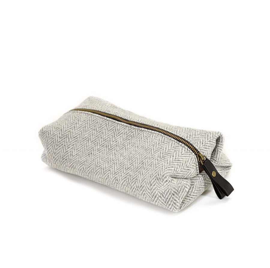 Tweedmill, Tweedmill Silver Herringbone Tweed Washbag - The Brotique with Free UK Shipping for Mens Beard Care, Mens Shaving and Mens Gifts