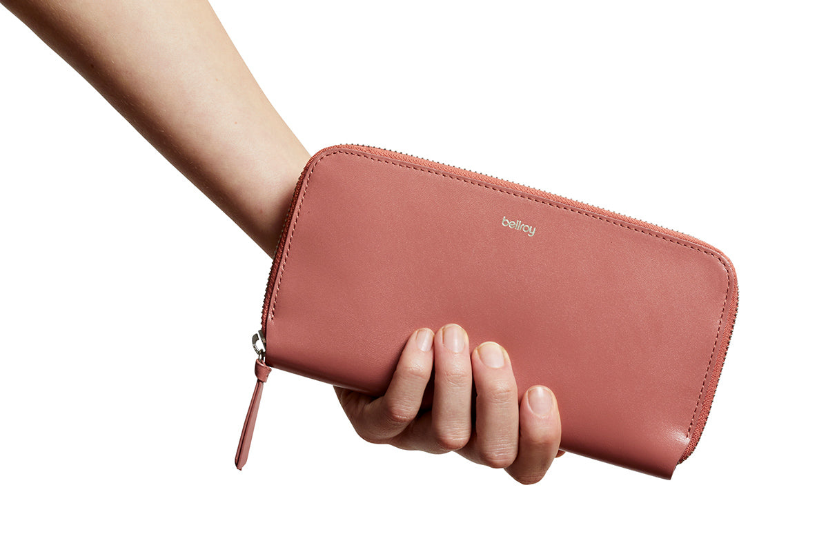 bellroy-ffwa-deepblush-web-07_2000x.jpg?v=1543411596